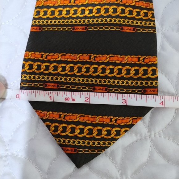 Chanel Tie - Picture 7 of 7